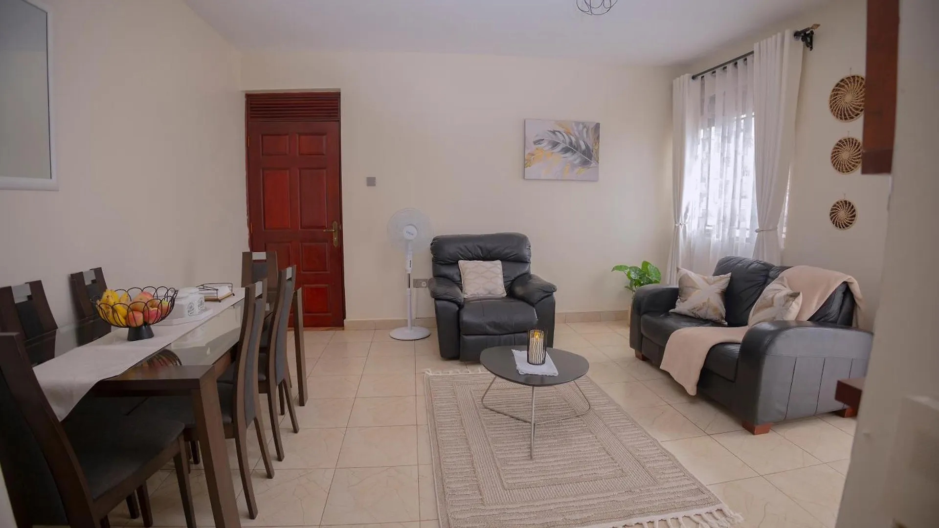 Tranquil - 2 Bedroom Spacious Condo With Wifi, 20 Mins From Kampala Center 0*,